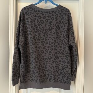 Nursing Queen Oversized Leopard Print Sweater Sz M